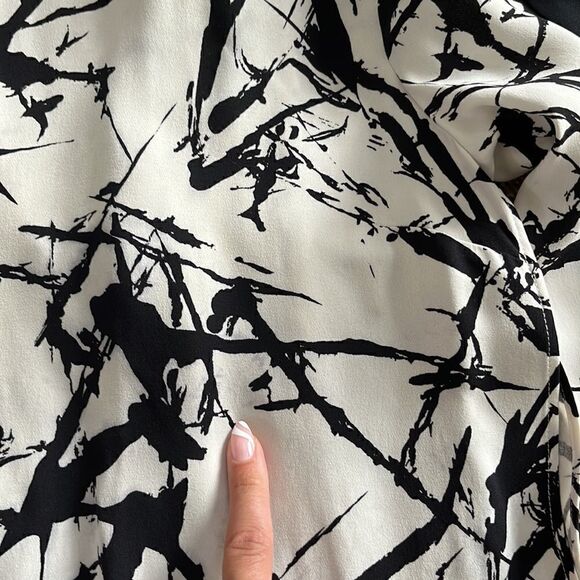 A.L.C Isley dress geo black white v neck back - Picture 4 of 8